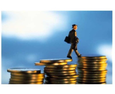 供给链金融年度总结：巨人醒觉，缓慢前行